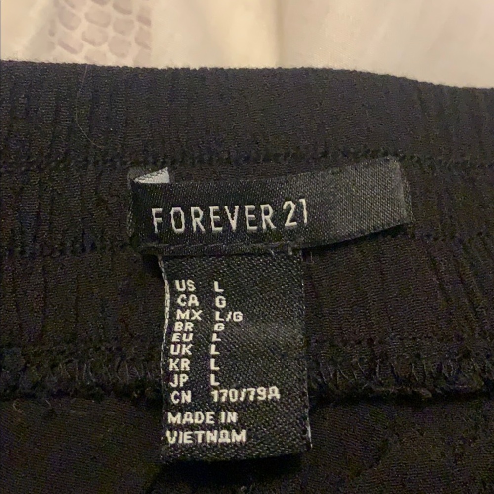 Shorts - Picture 2 of 2